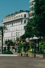 Cannes Glamour & Saint Honorat Island Escape