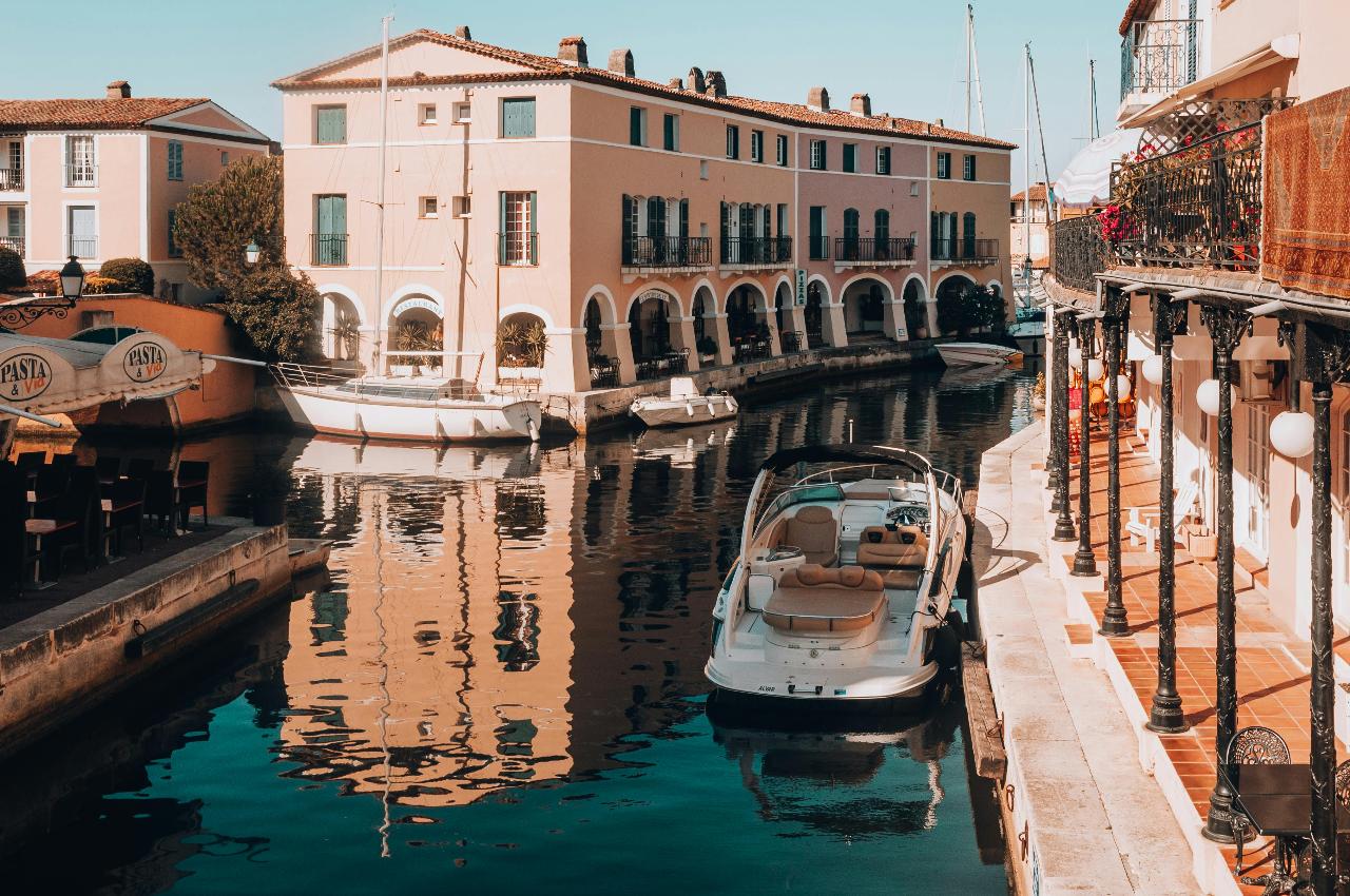 Saint-Tropez Glamour & Port Grimaud Riviera Escape