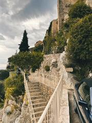 Èze Village Cliffside Walking Tour & Exotic Garden Experience