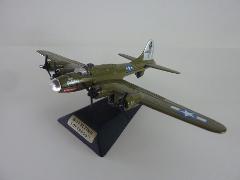 SHOP: GIFTS - Collectors Series Diecast - B-17 Flying Fortress - By Motor Max