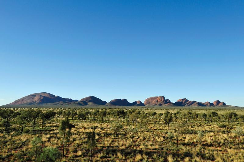 Uluru Tour with Kata Tjuta, Kings Canyon & MacDonnell Ranges (Yulara to Alice Springs)