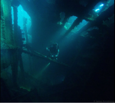 Cementco Wreck and Flinders Night Dive