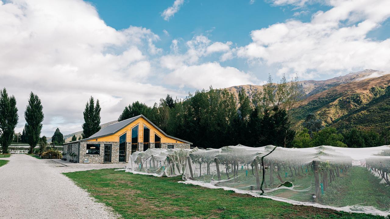 Kinross Winery: Premium Wine Experience — Central Otago - Photo 2
