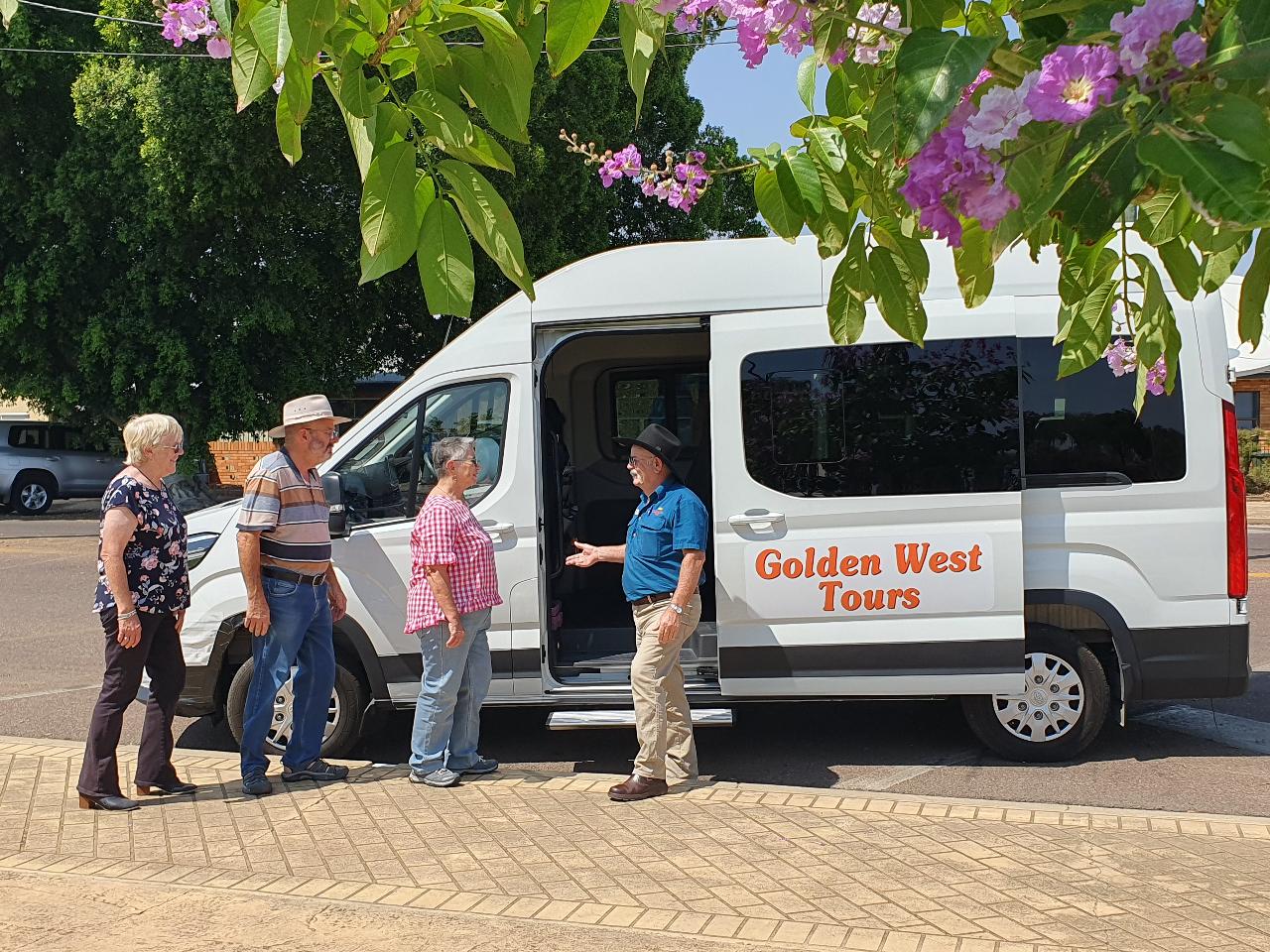 Longreach Town and History Tour