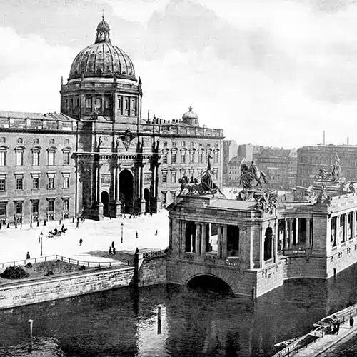 The Prussian Berlin Tour - One Hour Private Guided Walking Tour