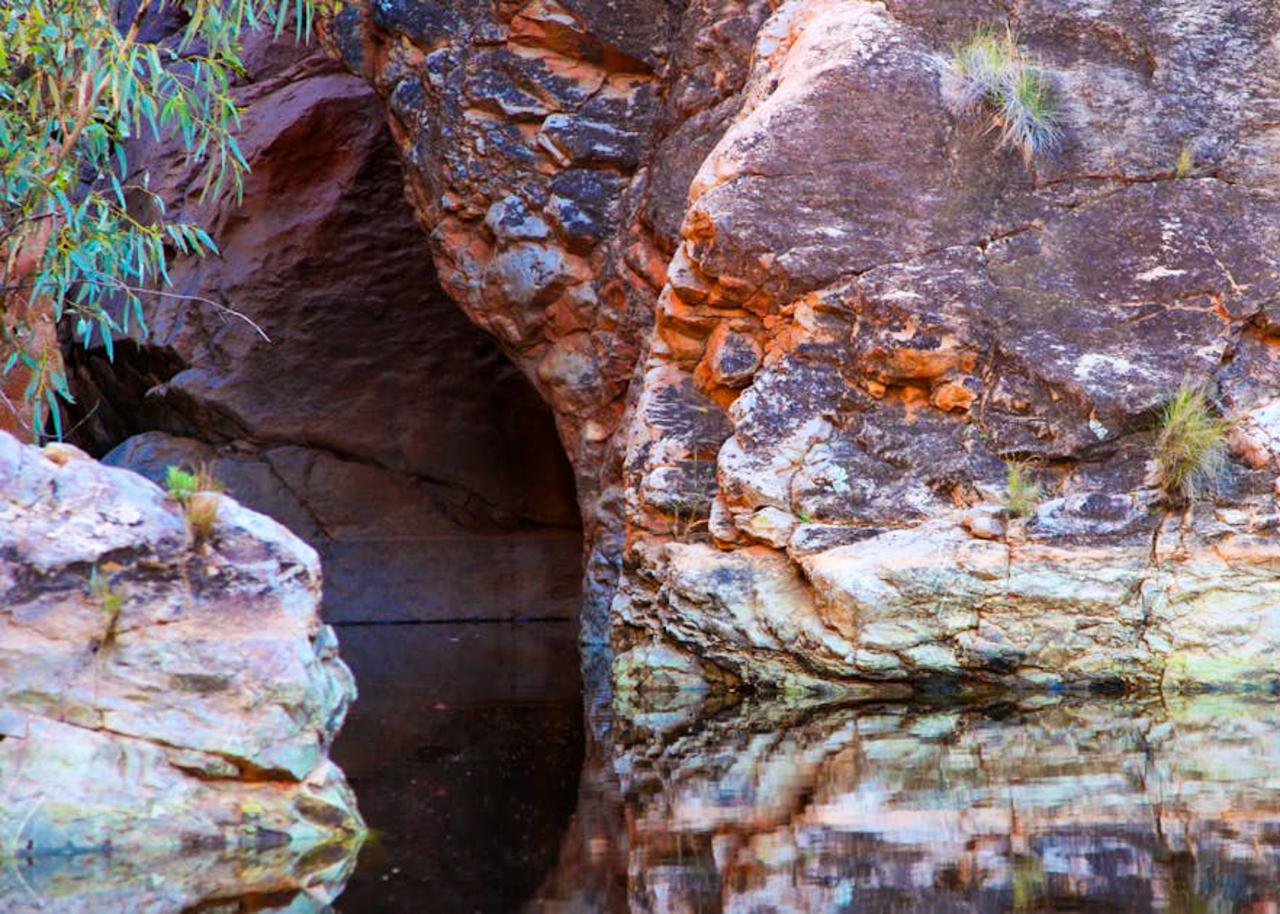 Larapinta Trail Transfer: Serpentine Chalet Dam (4WD High Clearance Only)