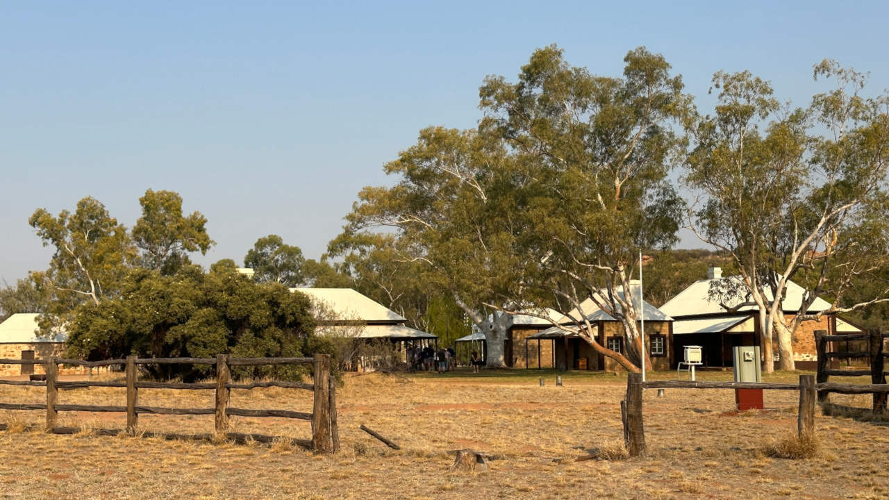 Larapinta Trail Transfer: Telegraph Station