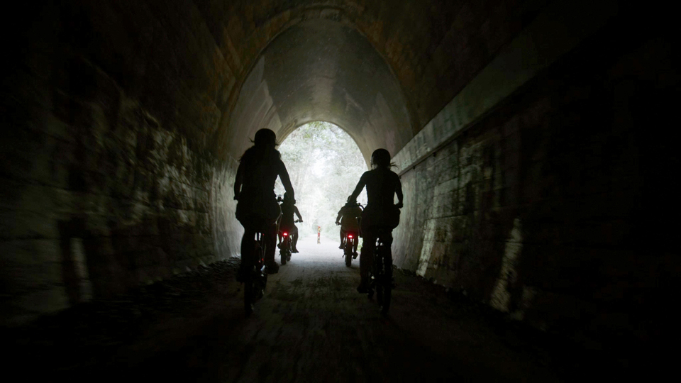 RT - Freedom Machine E-Mtb. Pickup Murwillumbah. 4Hrs Rental.