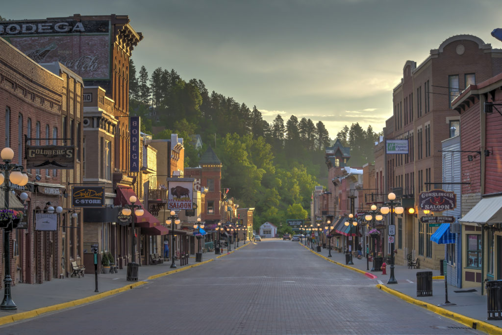 Northern Black Hills and Deadwood Day Tour