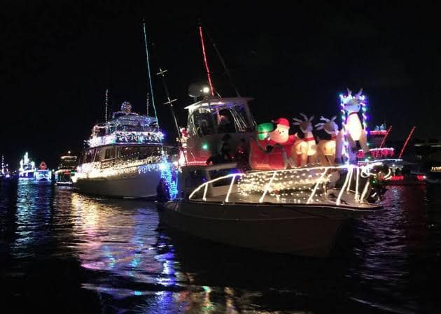 SOLD OUT - "SEE OUR OTHER BOAT PARADE SERVICE" - CHRISTMAS BOAT PARADE - RUNAWAY BAY  CHRISTMAS LIGHTS & SUNSET PICNIC CRUISE - GOLD COAST CANALS