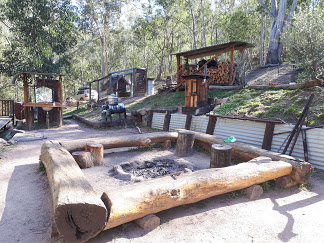 SIX FOOT TRACK SUPPORTED HIKE OR ENJOY SIGHTSEEING