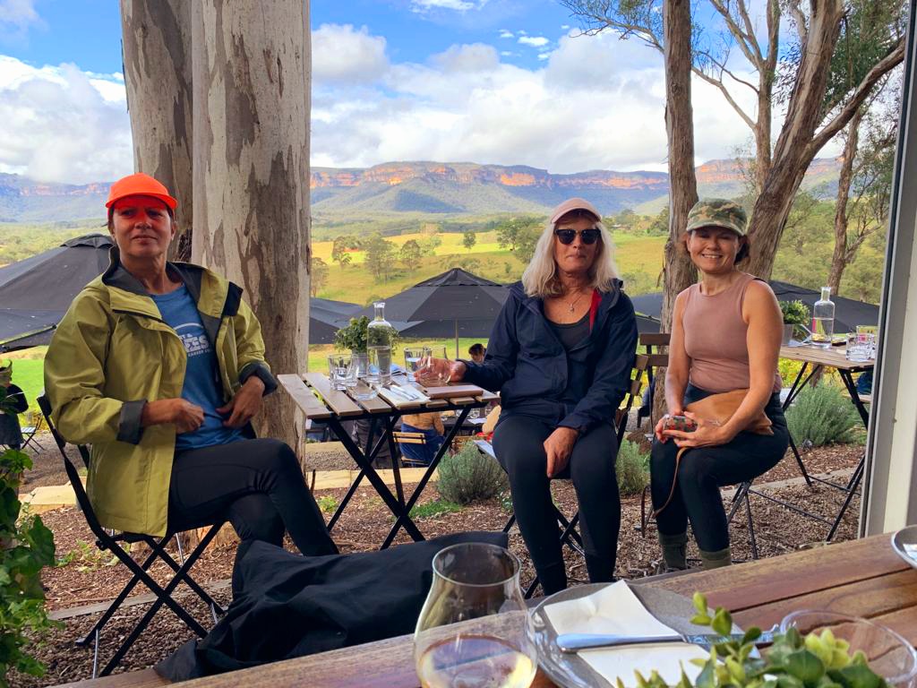 SIX FOOT TRACK SUPPORTED HIKE OR ENJOY SIGHTSEEING