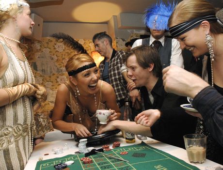 RETRO ROSIE'S - A TIME TRAVELLING CRUISE EXPERIENCE