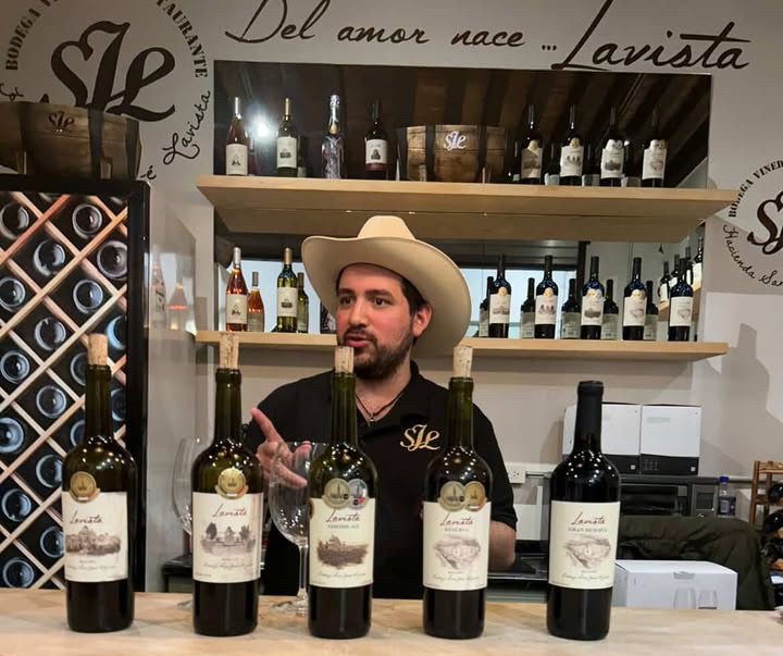 Award-Winning 3-Wine Tasting + Courtesy Winery Tour