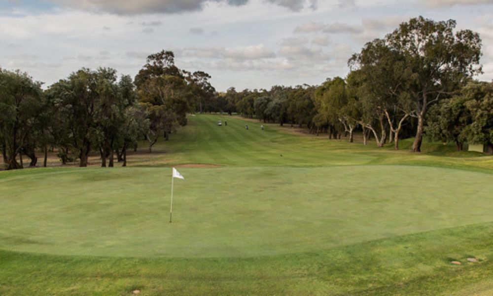 Bunbury Golf Club (WA) - 18 Holes of Golf Experience