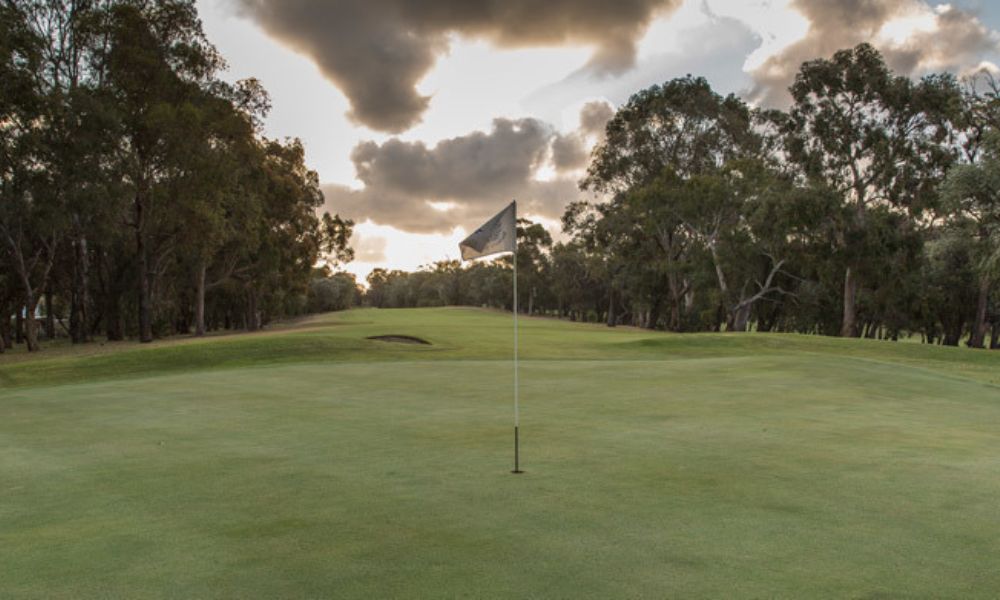 Bunbury Golf Club (WA) - 18 Holes of Golf Experience