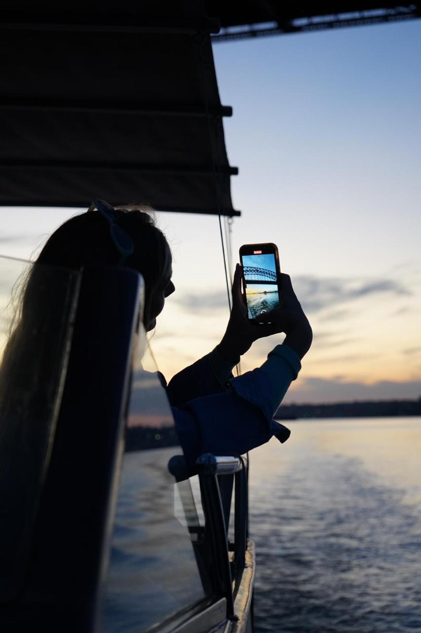 Sunrise Sydney harbour cruise