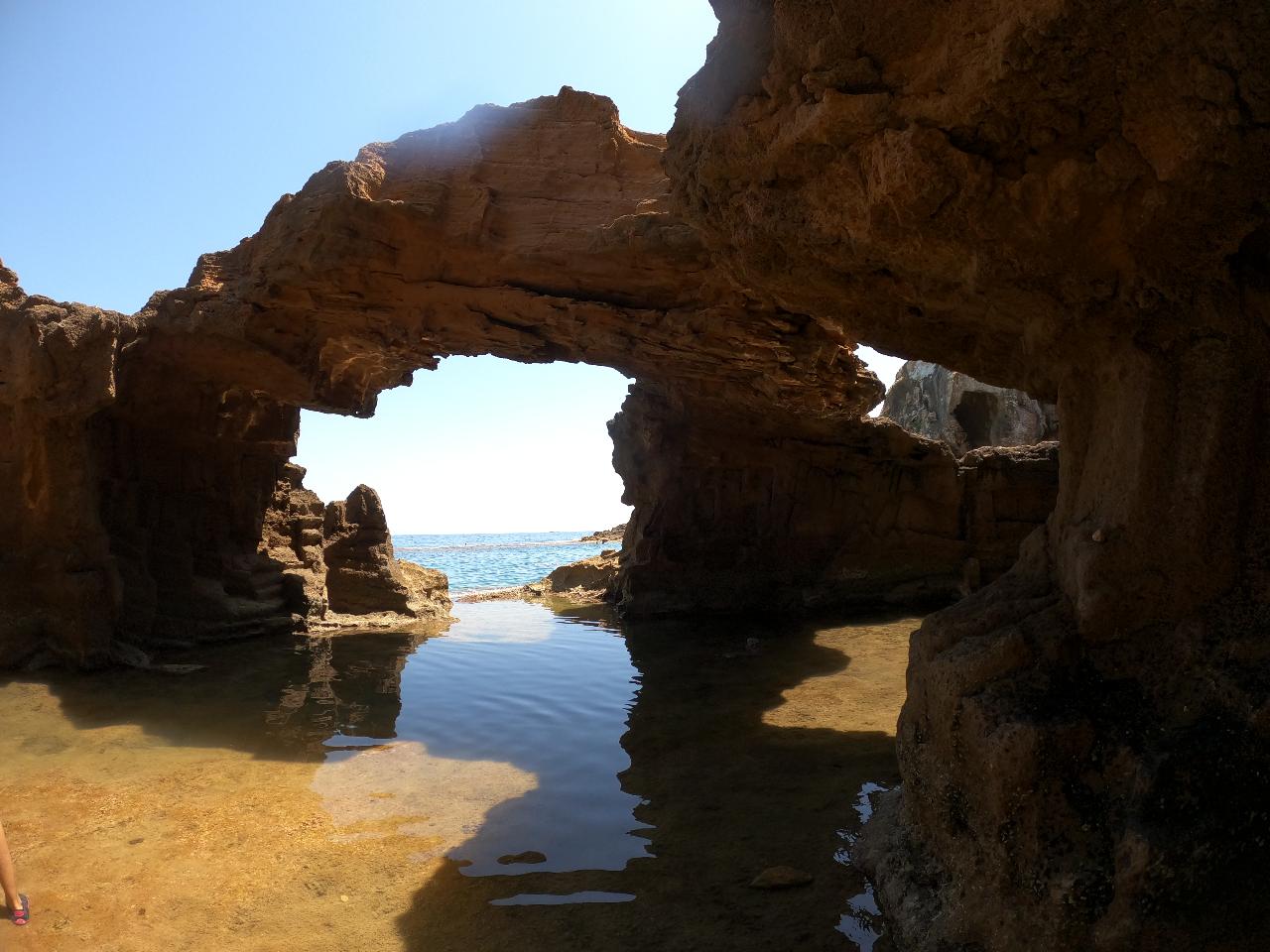 Hiking Cueva Tallada