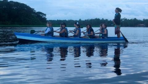 Tortuguero Canoe Tour Costa Rica – Jungle Canal Wildlife Experience