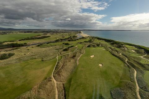 Barnbougle Golfing Day & Flight Transport from Launceston Tasmania Australia