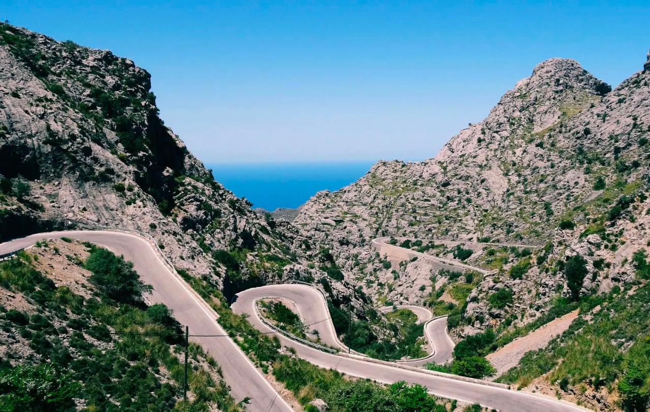 Curve Master's Quest: Costa Brava's 365 Challenge (2 Day Tour)