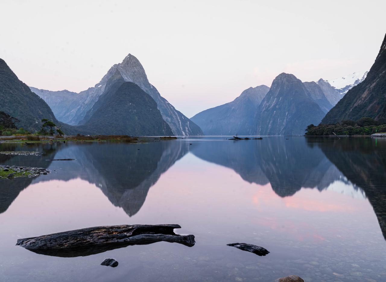 Milford Sound Day Tour & Cruise- Te Anau