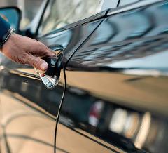 Bali: Airport Transfers (1-4 pax )