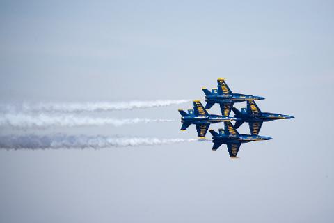 Breitling aerial thrill show with Blue Angels, vintage aircraft this  weekend at Huntington Beach – Orange County Register