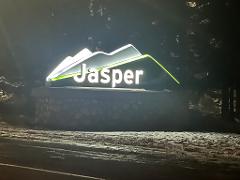 Minivan Airport Shuttle: Calgary to Jasper