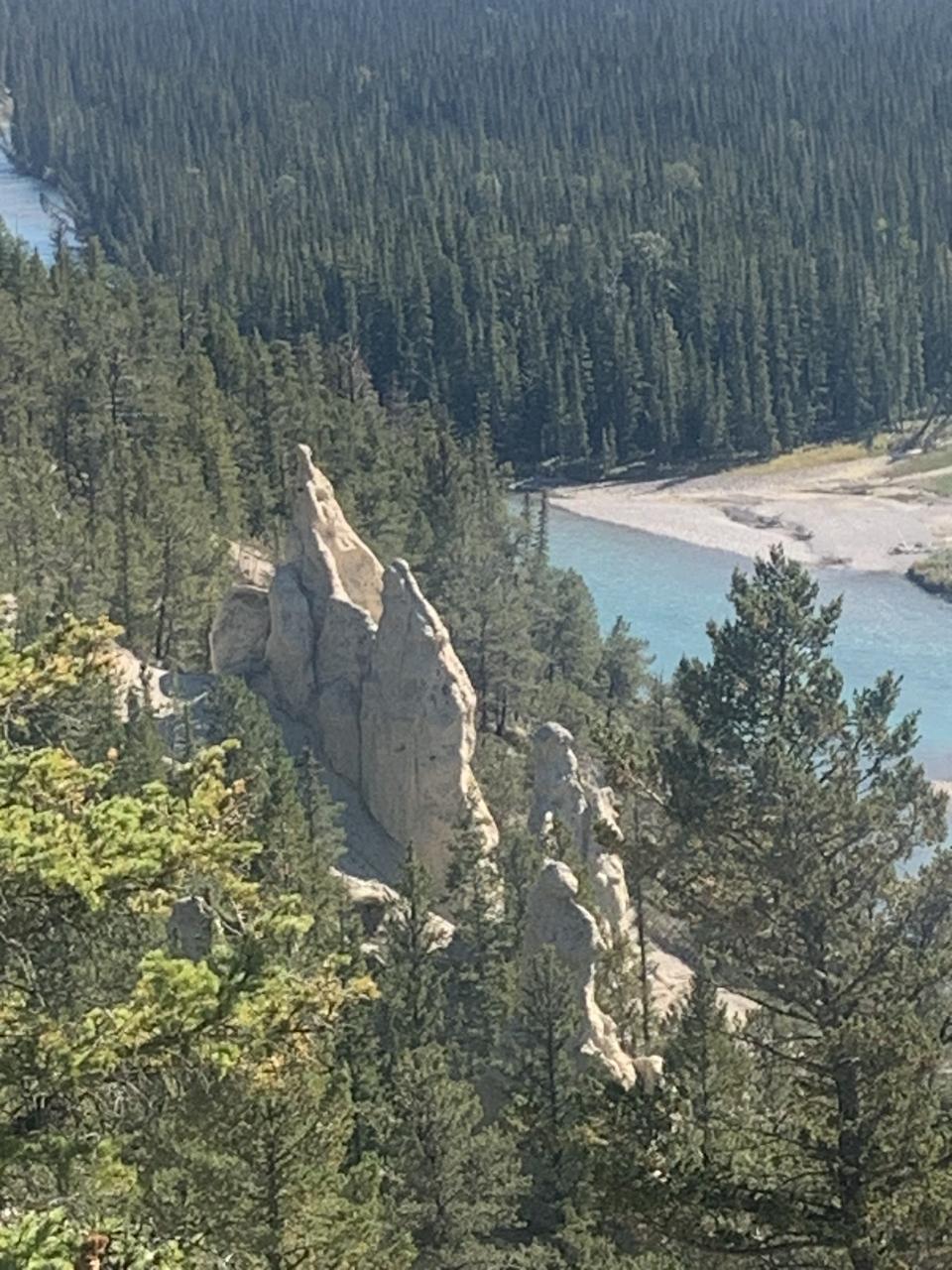 Minivan Airport Shuttle Calgary to Banff Tiketi Reservations