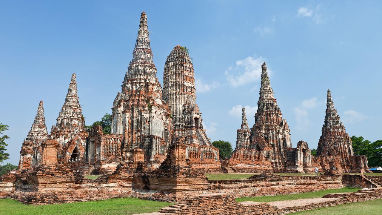 Deluxe Group Ayutthaya UNESCO & Boat trip around Island - Bravo ...