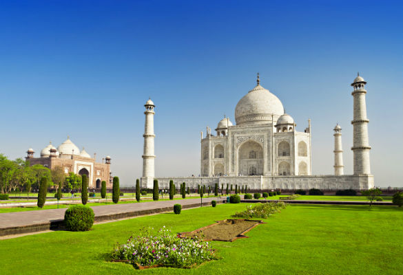 The Heritage Triangle & Temples Tour from Delhi 5 Days