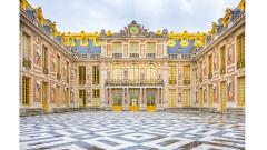 Versailles Palace: Guided Tour with Ticket