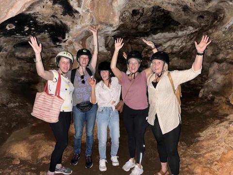 cave_tour_1