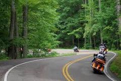 Asheville, Tail of the Dragon and the Cherohala Skyway Weekend Tour