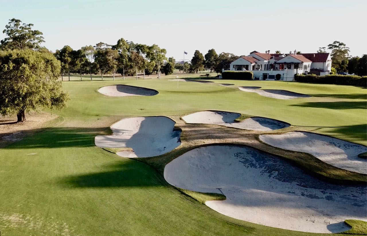 MELBOURNE & MORNINGTON PENINSULA - 4 DAYS / 3 NIGHTS