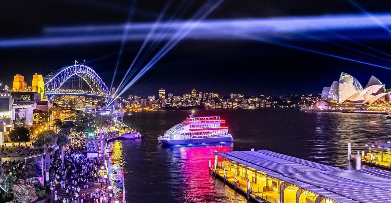 Vivid Sydney Clearview Glass Boat Dinner Cruise
