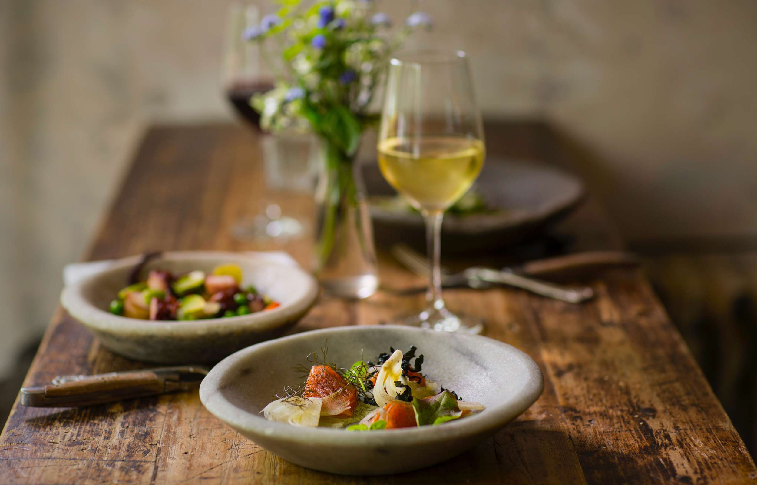 HAPPY GIRLS & BOYS |