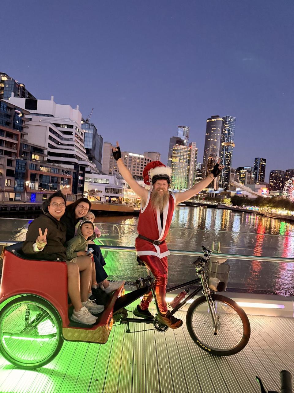 SANTA PEDICAB | Melbourne Christmas Lights Ride