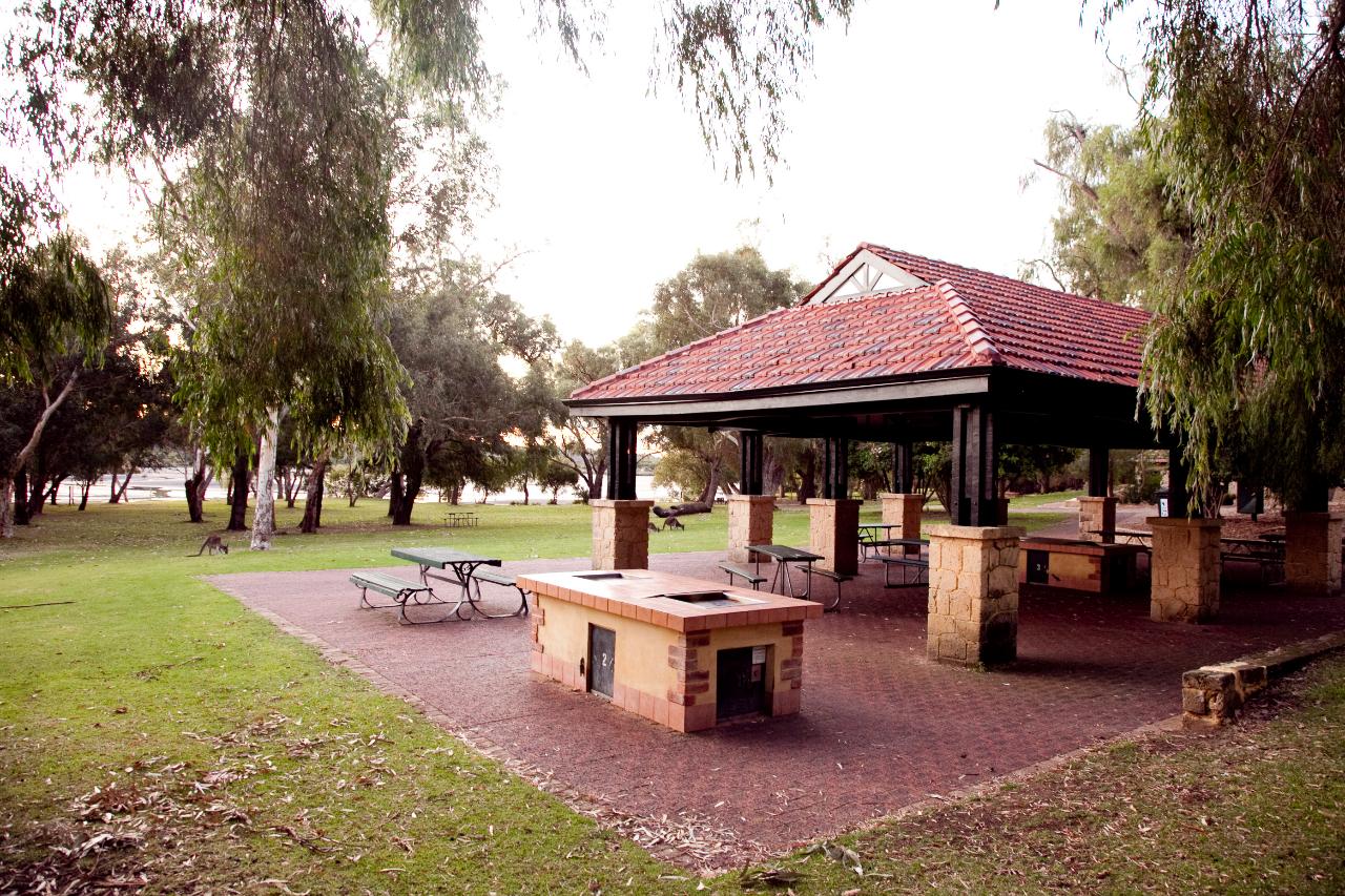 Venue Hire - Site 1 - Lakeview Shelter  (approx 20m x 20m)