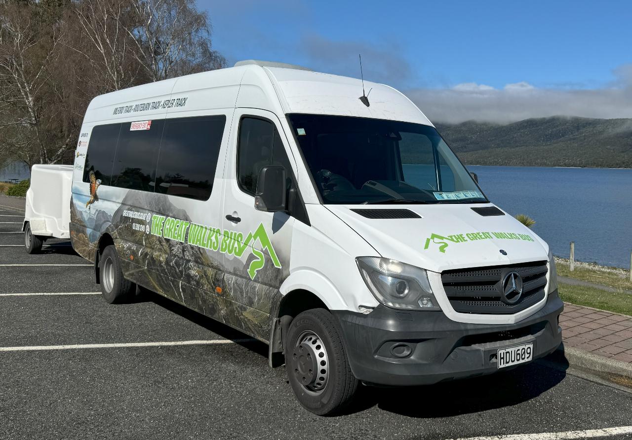 Te Anau Downs to Te Anau (One Way) Bus Transfer 