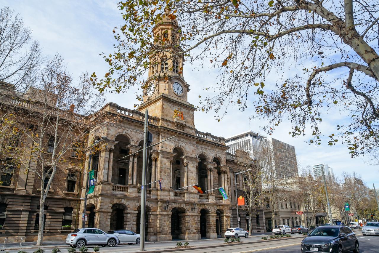 History Festival: Adelaide Town Hall Tour in French