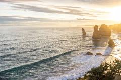 Great Ocean Road Wildlife Park and Twelve Apostle Sunset Tour