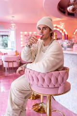 BUBBLES & BIEBER PARTY