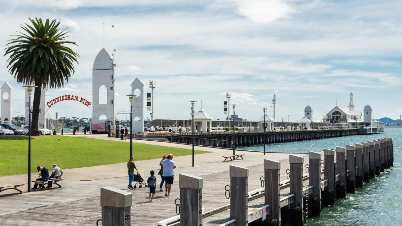 GEELONG & THE Q TRAIN EXPERIENCE