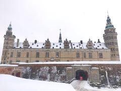 Christmas Market at Kronborg Castle + Frederiksborg Palace