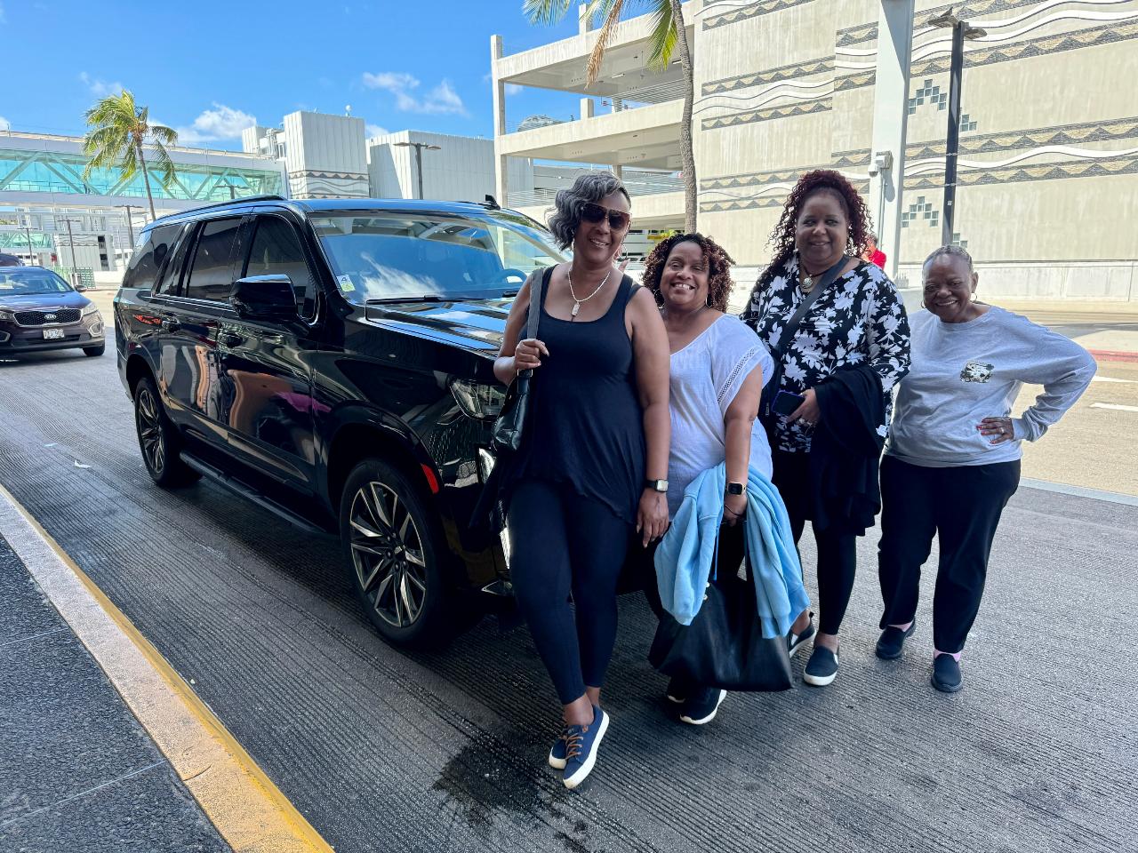 Honolulu Airport/Cruise Port Private Transfer - Business (1-5 Passengers)