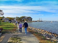 Plymouth Walking Tour & Scavenger Hunt