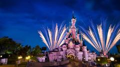 Disneyland Paris - Travel - Holiday