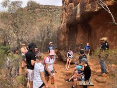 Arkaroo Rock Walking Tour